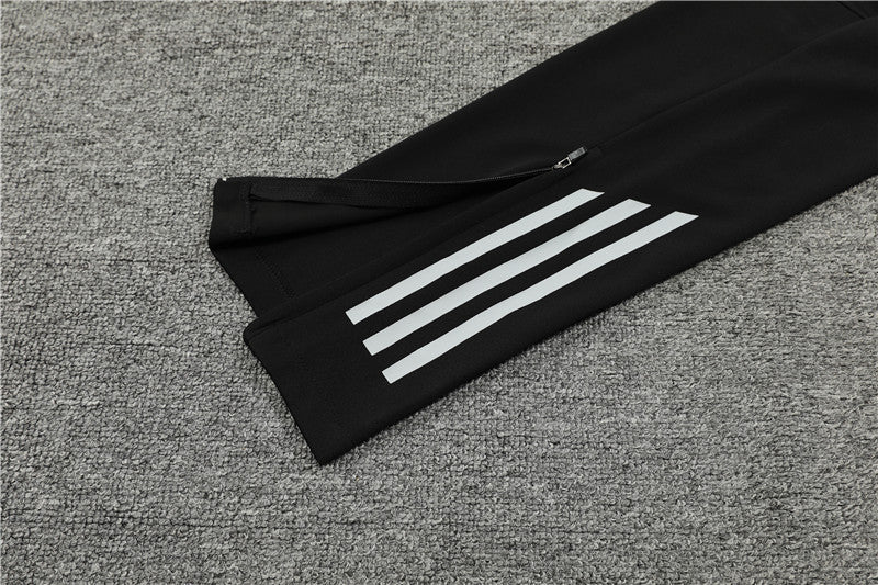 Tuta Manchester United 24/25