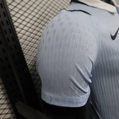 Uruguay Home player version 26/27