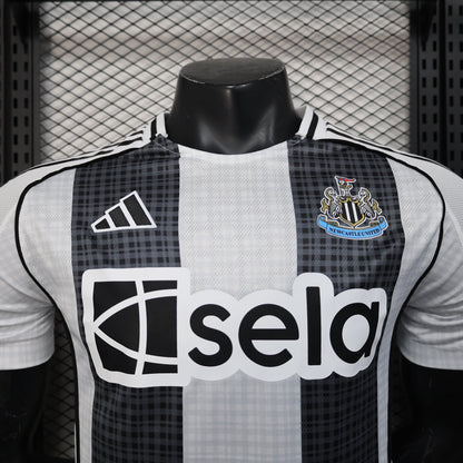 NewCastle Casa 25/26 - Versione Giocatore