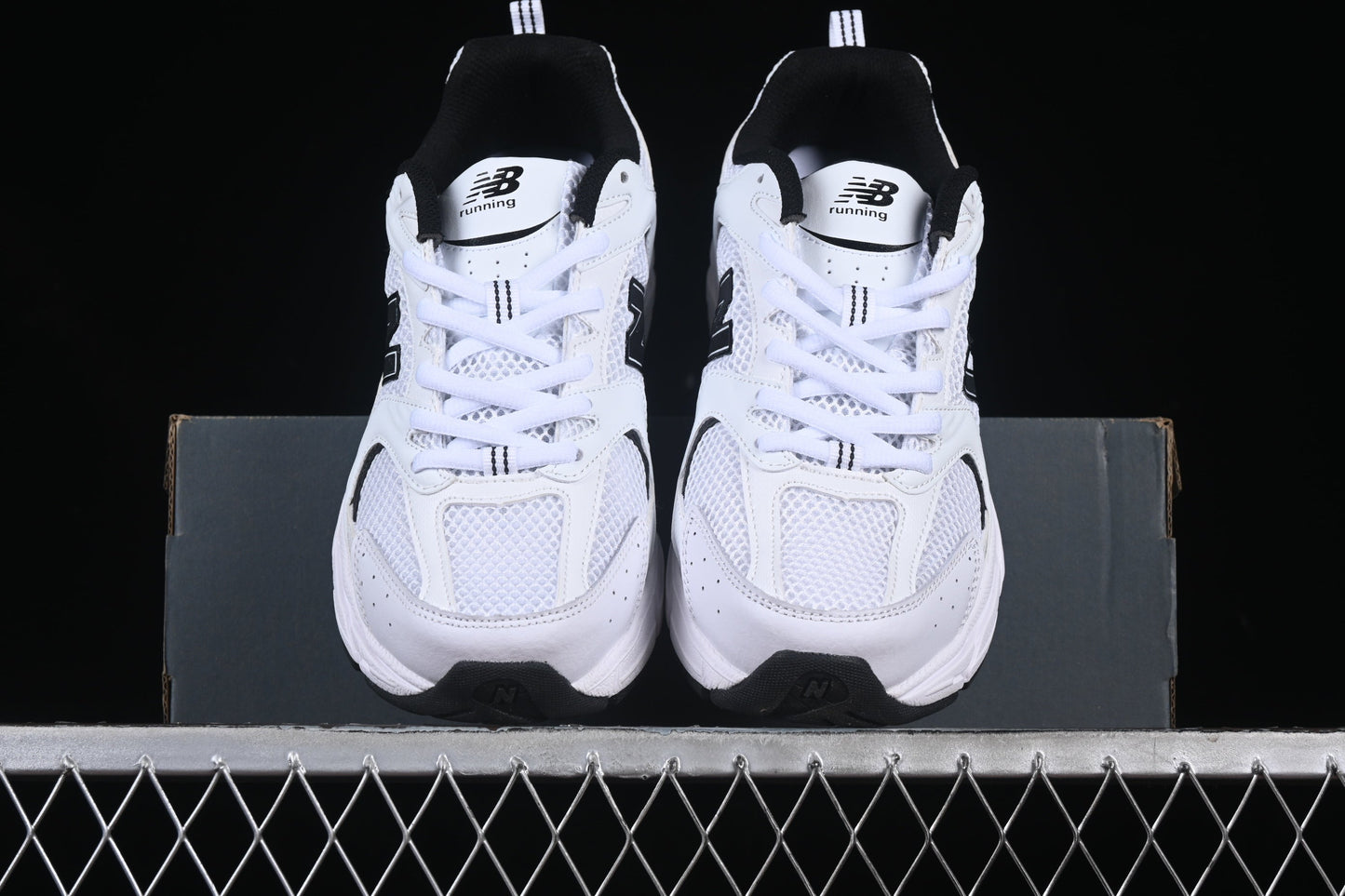 NB 530 White and Black