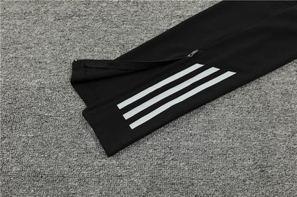 Tuta Manchester United 24/25